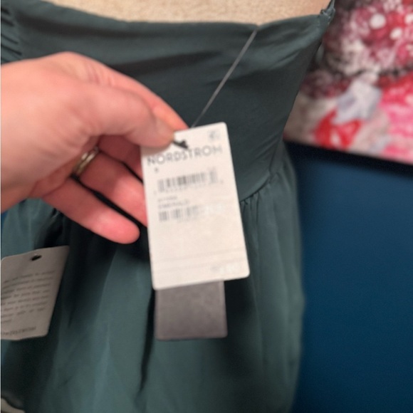 NWT LuLus Elevated Vision Emerald Green One-Shoulder Tiered Maxi Dress Small - Picture 6 of 10